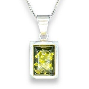 Sterling Silver Green Glass Pendant and Necklace 21”